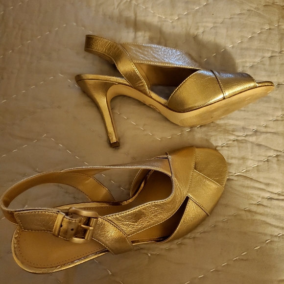 Heels - Picture 2 of 2